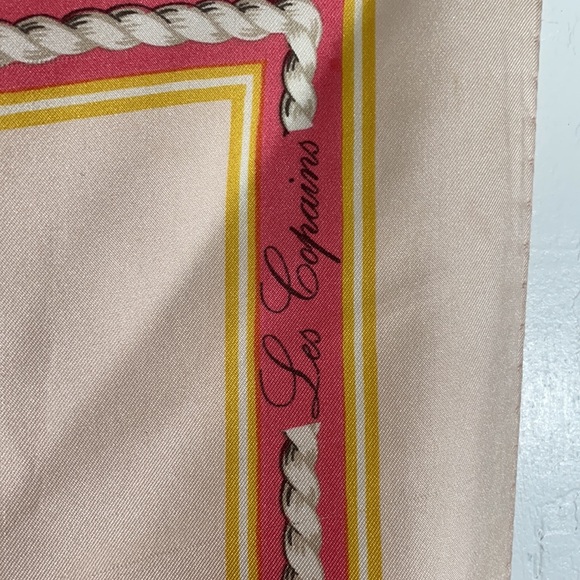 Large oversize silk scarf made in italy - Picture 7 of 13